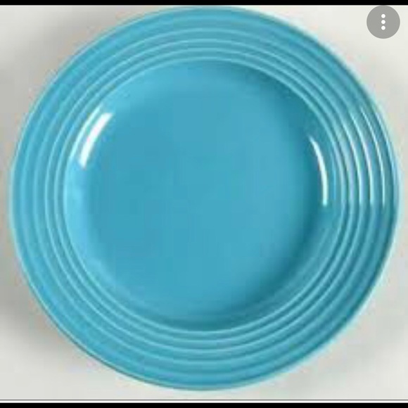 Turquoise Wave ๐ 5 pc Plate set 10.75โ dinner plate & 8.5โ Salad plates - Picture 3 of 4